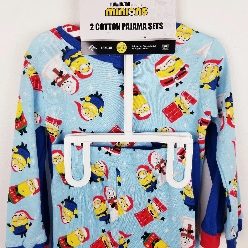 Minions 4-Piece Christmas Pajama Set NWT size 4